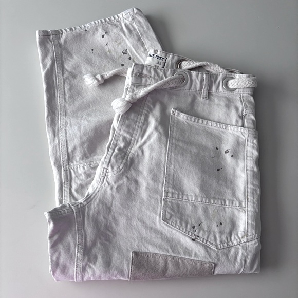 👖 NWOT WE THE FREE MOXIE PULL-ON BARREL JEANS- SIZE 32 👖 - Picture 9 of 16